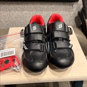 Peloton size EU 38 US 7.5/8 Black Cycling Shoes with Red Accents NEW